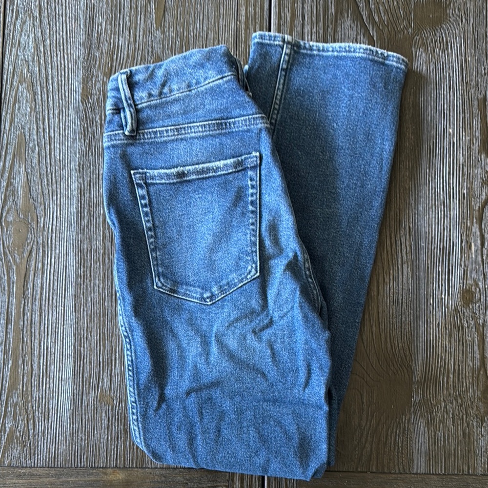 Good American Good Curve Jeans 4/27